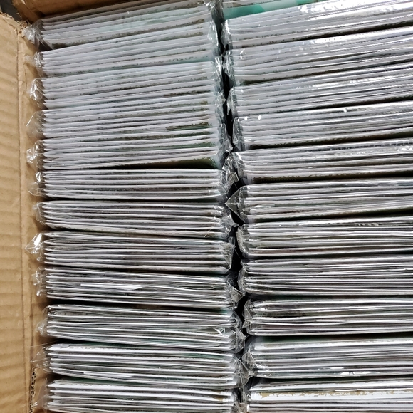 100 Greeting Cards NWT - Picture 2 of 9